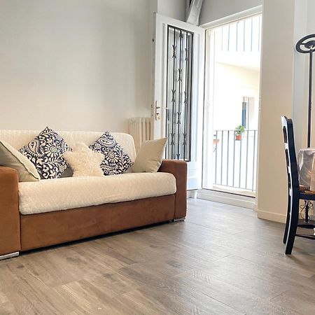 Chic Appartement 2 Bedrooms Phantheon Notre Dame ปารีส ภายนอก รูปภาพ