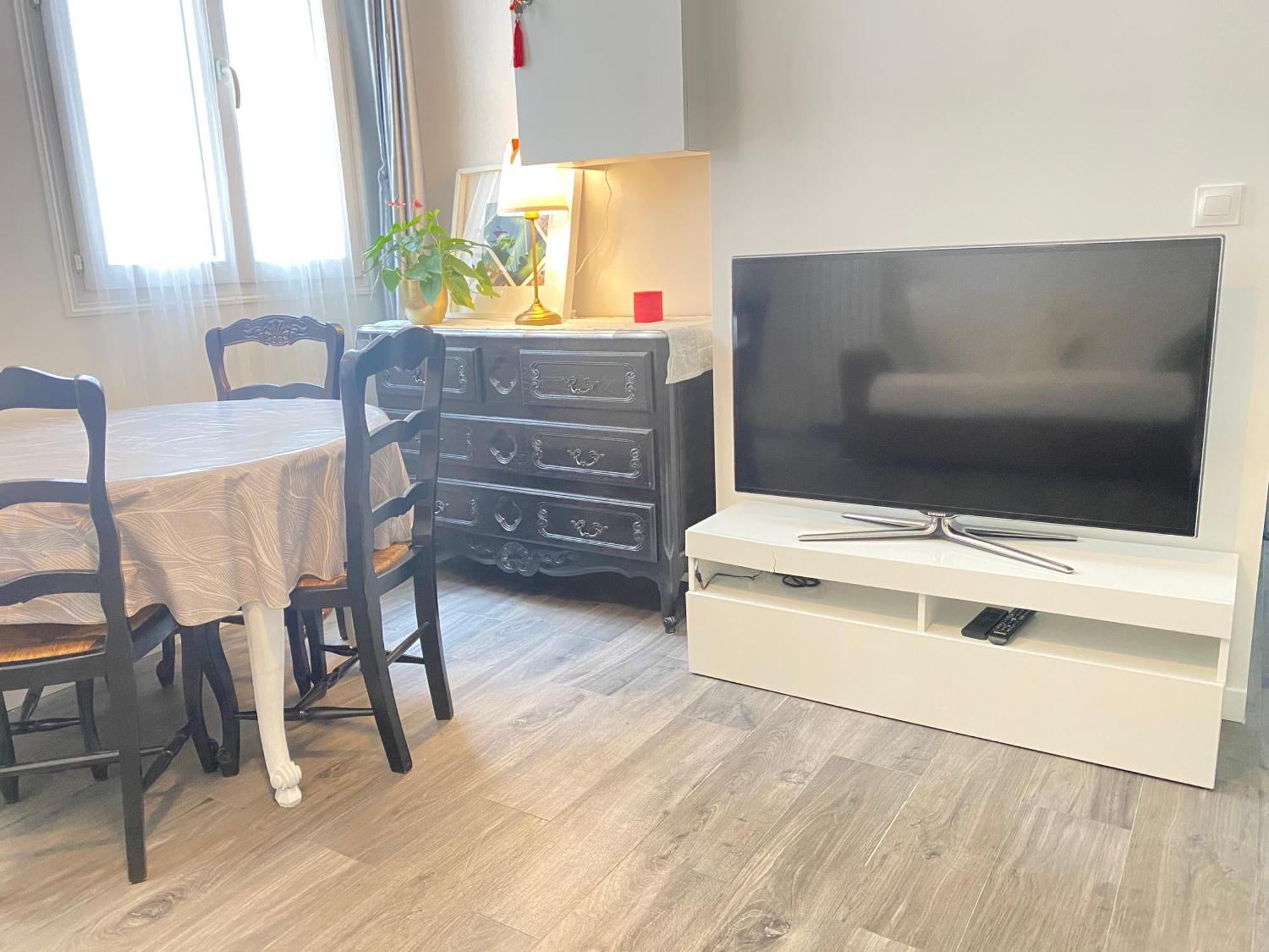Chic Appartement 2 Bedrooms Phantheon Notre Dame ปารีส ภายนอก รูปภาพ